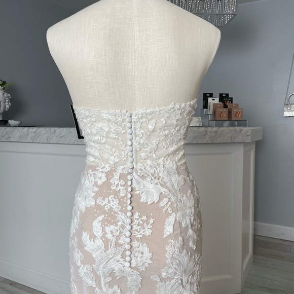 Size 6 *Champagne Wedding Dress* - Picture 6 of 6